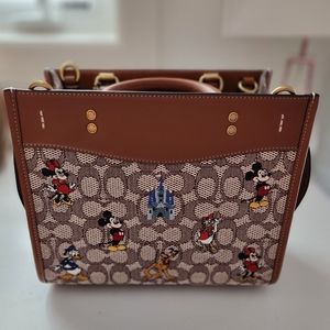Coach Rogue 25 Signature Disney
